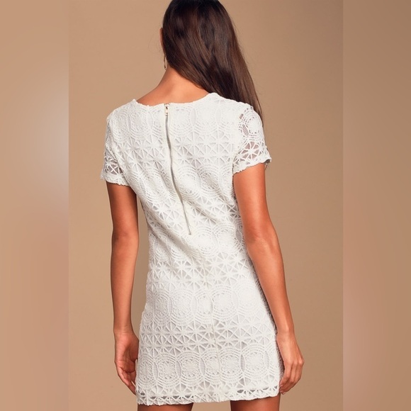 Lulu’s White Lace Shift Dress - Picture 2 of 9